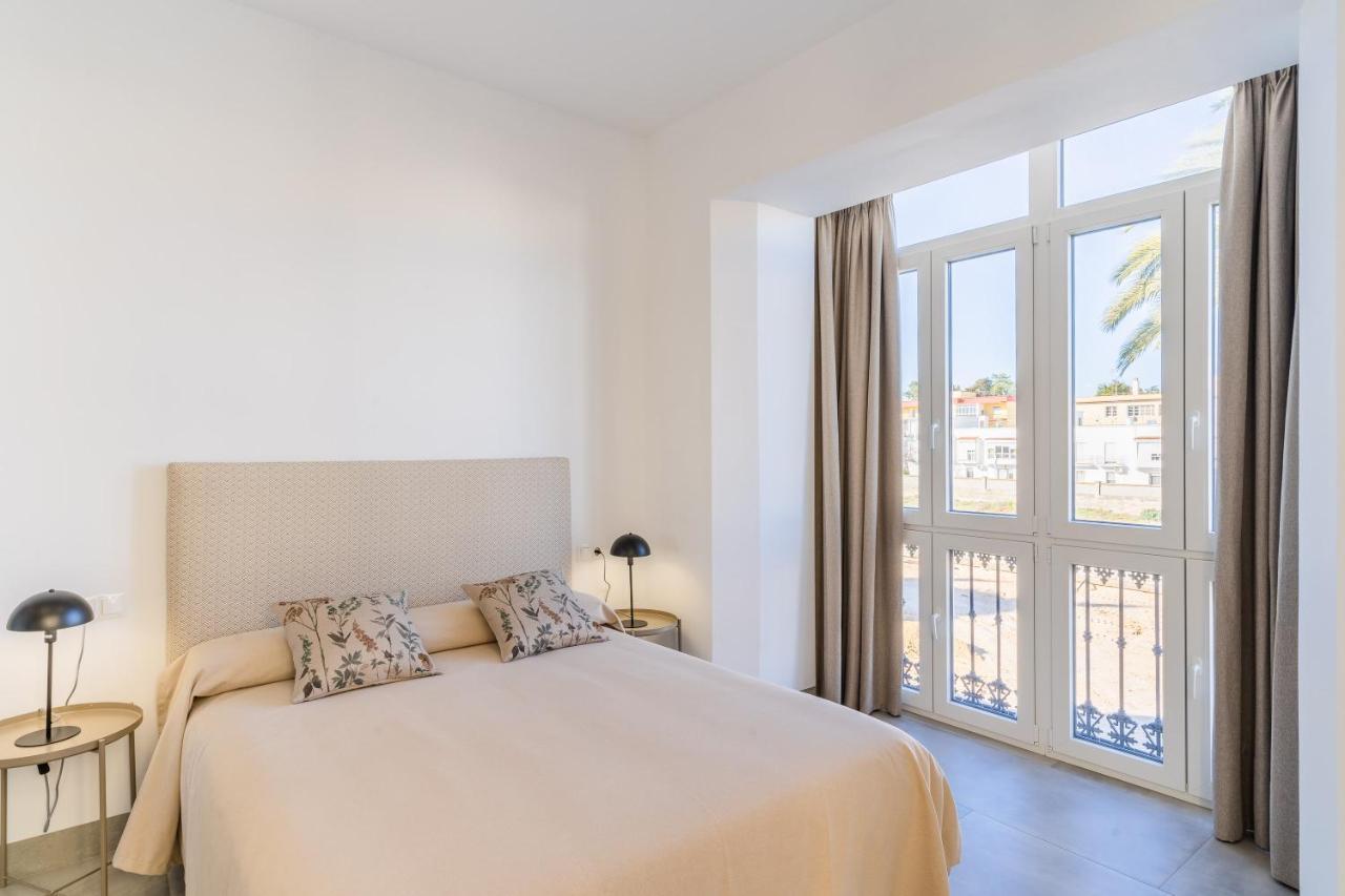 شيكلانا دي لا فرونتيرا Casa De La Vega Suites المظهر الخارجي الصورة